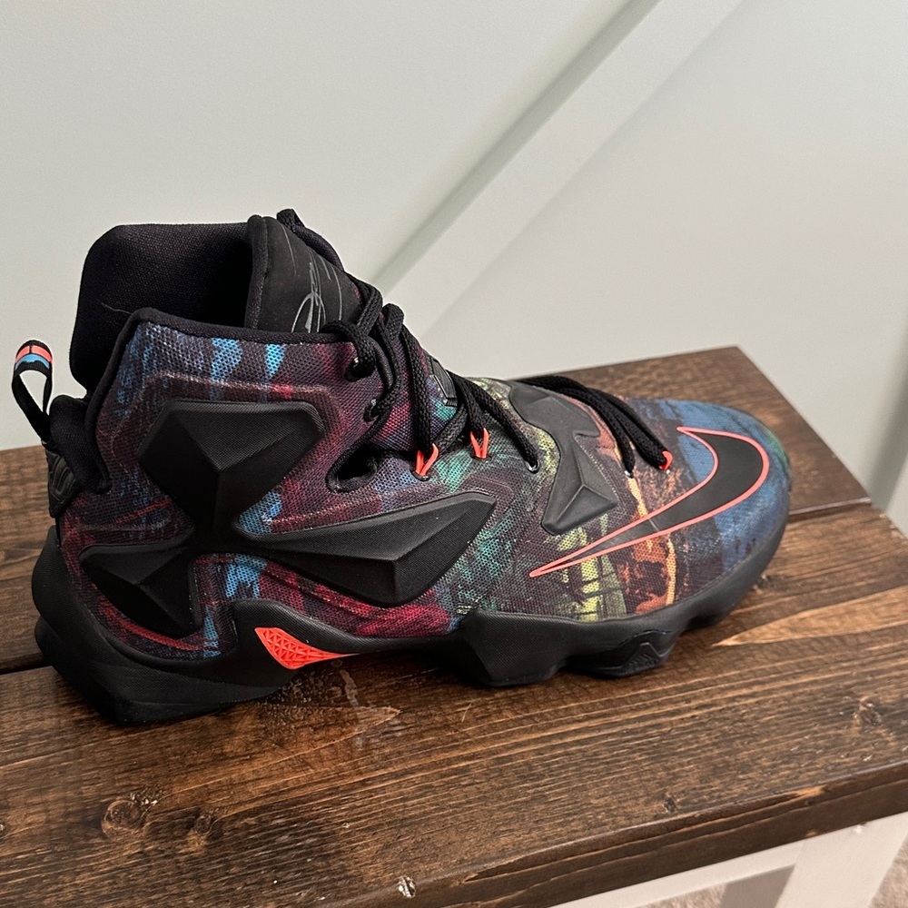 Nike LeBron 13 XIII Akronite 807219-008 Men’s 10.5 Multicolor - Picture 4 of 7
